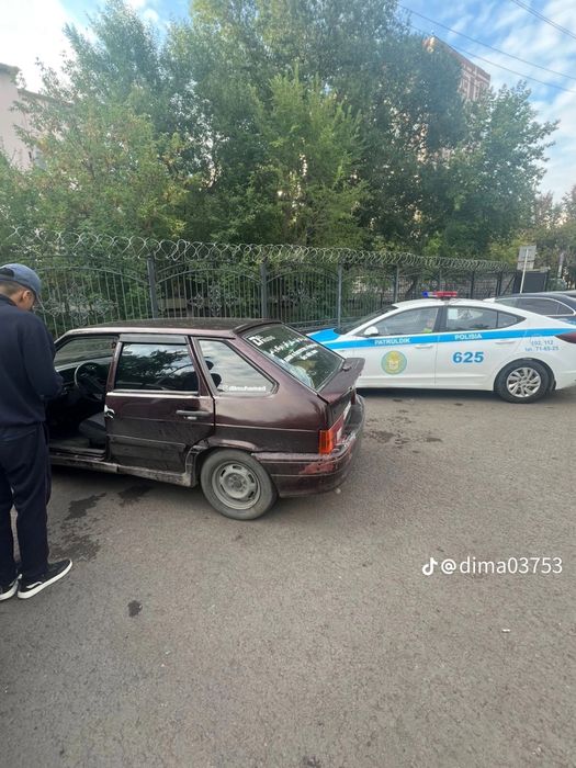 2114  сатлады келысым бар 425 к