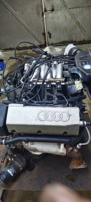 Продам мотор на Ауди А6 С4 АВС