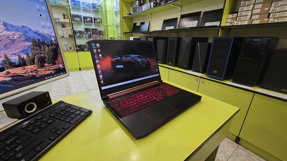 Ноутбук Aser nitro Core i5