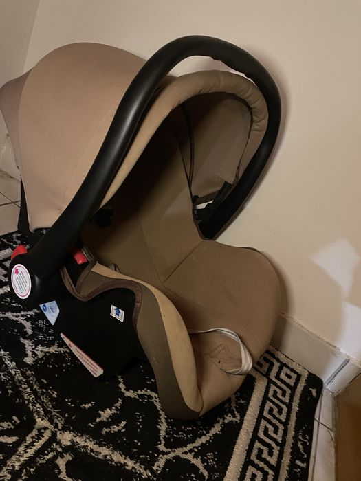 Scaun de auto penrtu copii