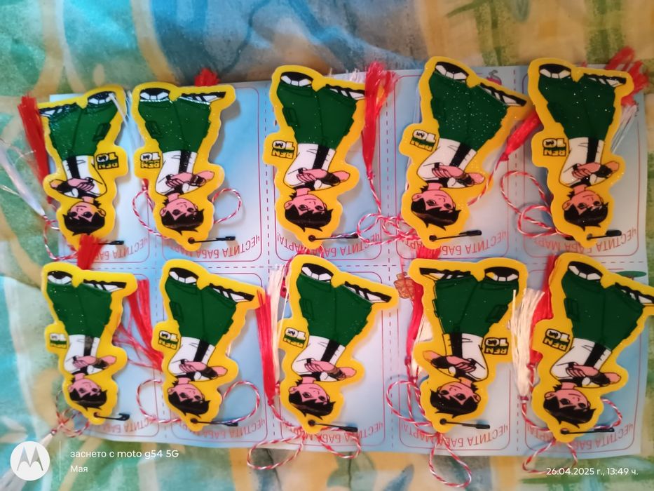 Детски мартеници на картон по 10