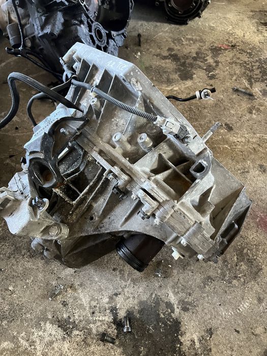 Cutie viteze Renault Megane 3 facelift COD TL4 068 motor 1.2 TCE