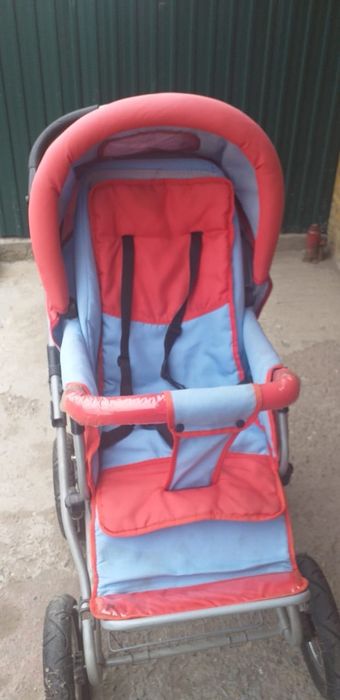 Продам детскую коляску
