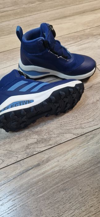 Маратонки Adidas, номер 32/33