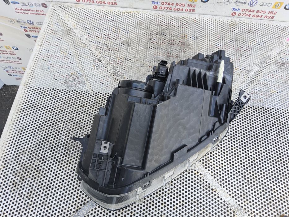 Far dreapta led Dacia Duster 2 facelift 2021-2024 cod 260106194r