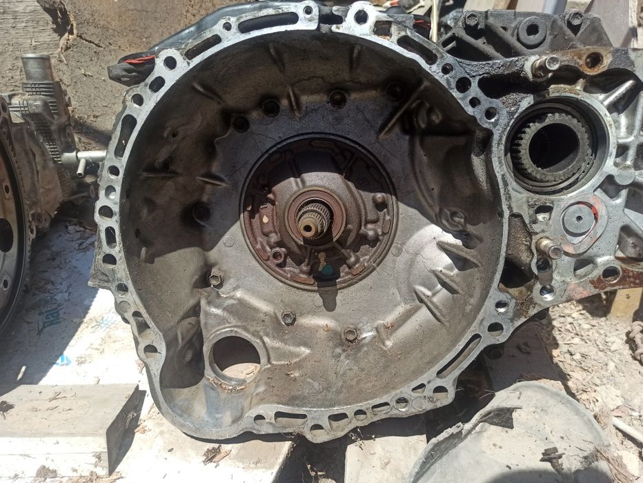 Двигатель с коробкой на Rav 4