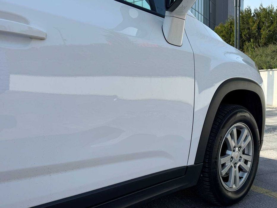 Chevrolet Orlando белый