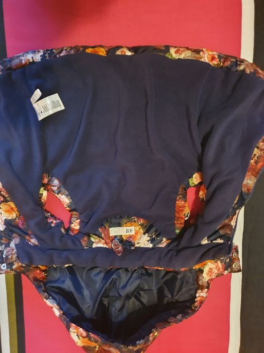 Грейка H&M , 110см. , 4-5г.