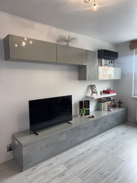 Mobilier living modern - stare excelenta