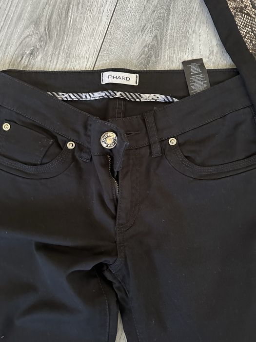 Дамски панталони и клин номер 42