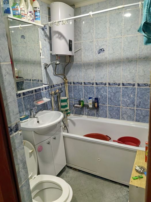 Продаю 2 х комнатную квартиру, на 3 этаже с ремонтом и мебелью... - Więcej