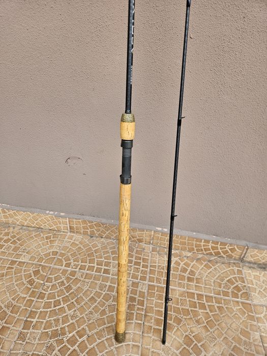 Vând lanseta MAP PARABOLIX