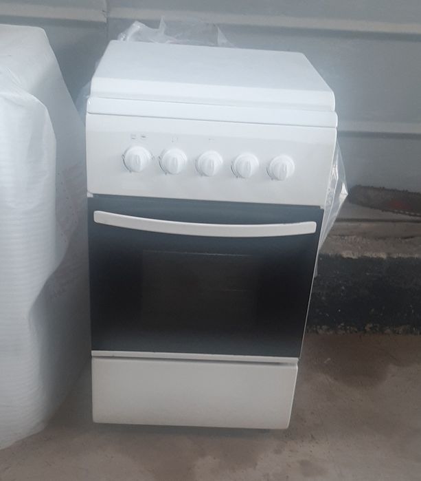 Продам газовую плиту