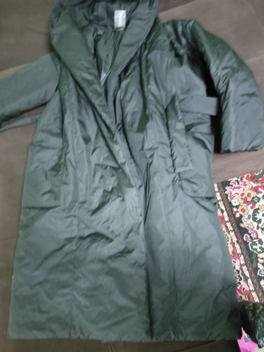 Продам зимную куртку
