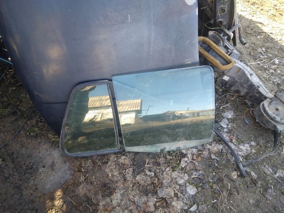 Запчасти кузовные и т. д. вента гольф