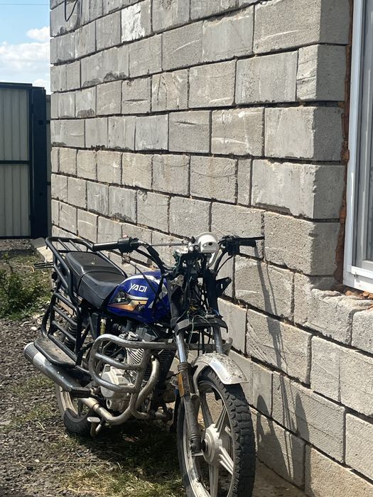 Продам мотоцикл Yaqi 150