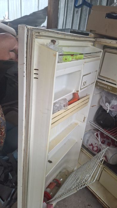 Продаю холодильник советский "Бирюса"