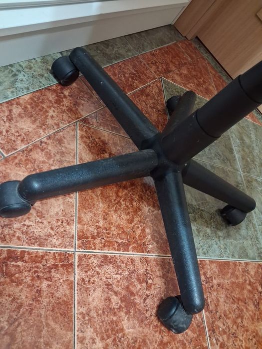 Офис стол тип "директорски"