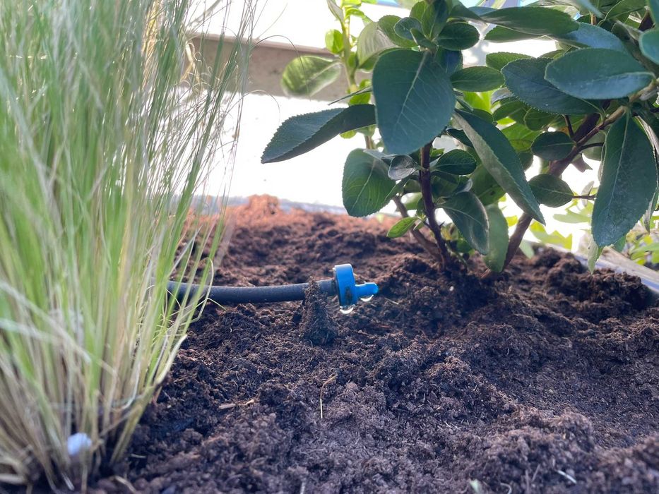 Изграждане на поливна система. *Поливни системи*Капково*