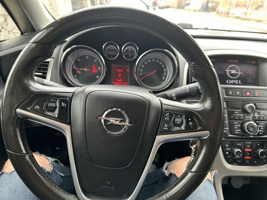 Opel Astra J Sports Tourer 1.7 CDTI, 110 CP, 2012 - DE VANZARE