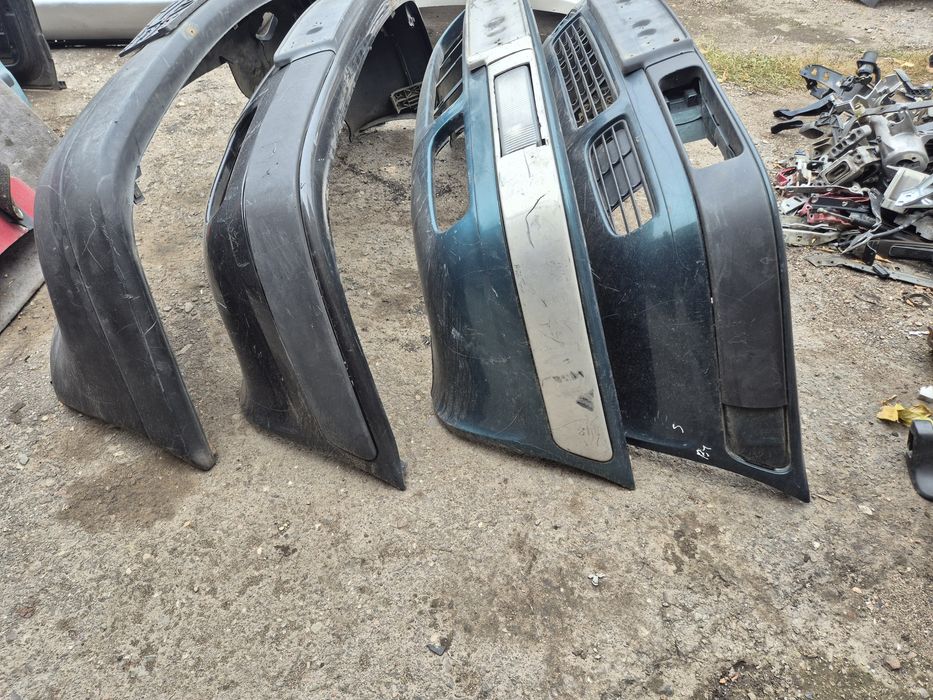 Бампер передний Ауди 80 б4 , б3