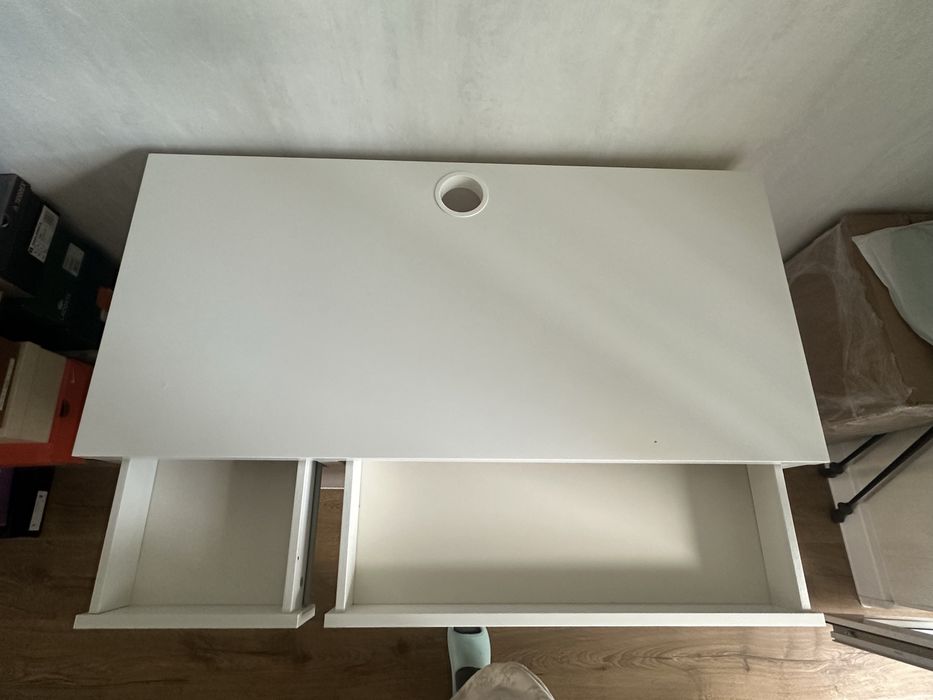 Стол для работы/учебы IKEA