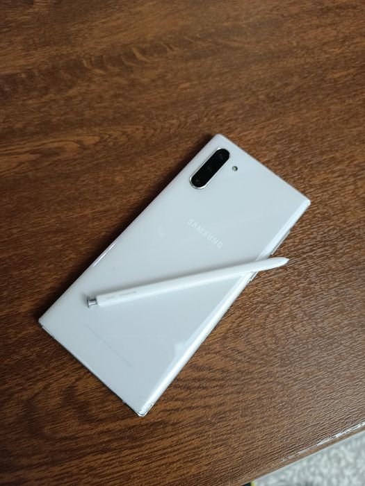 Телефон Samsung galaxy not10