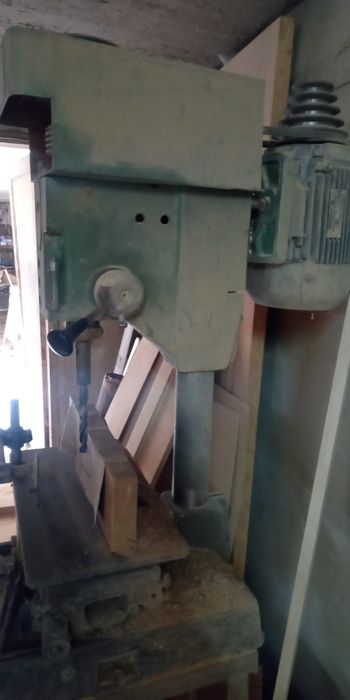 Станки деревообрабатывающие