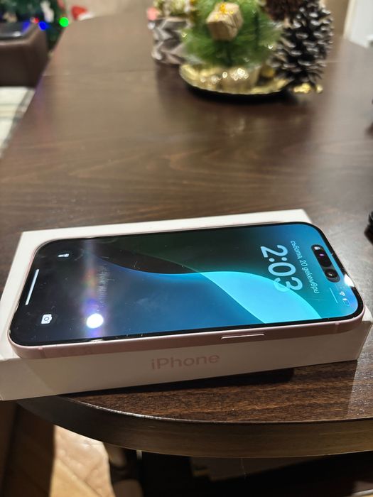 iPhone 15 128 GB Pink