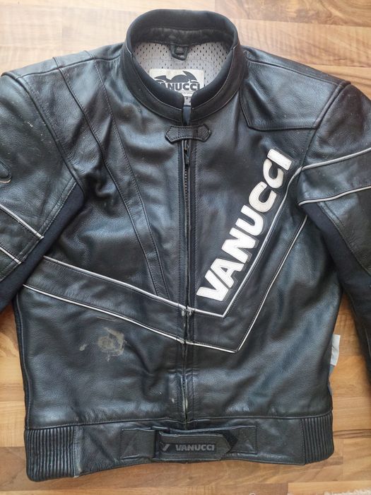 Geaca moto Vanucci,marime 48,piele naturala