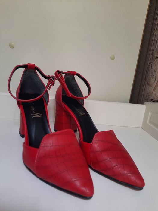 Ayollar  bejirim tufligi