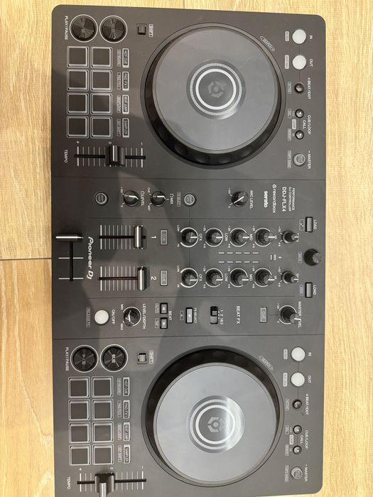 DDJ-FLX4 [+Подарък]
