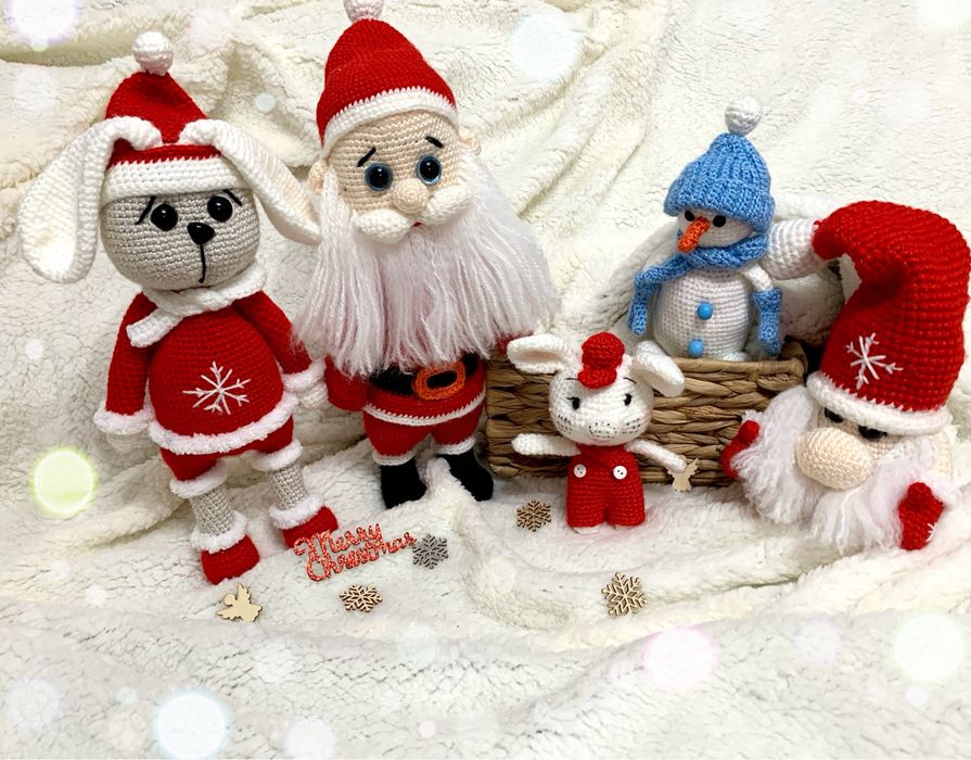 Ръчно изплетени играчки