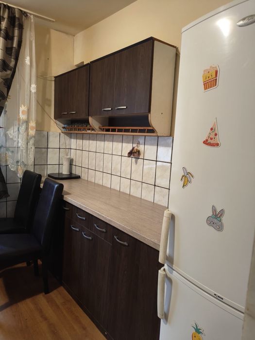 Vand apartament 2 camere