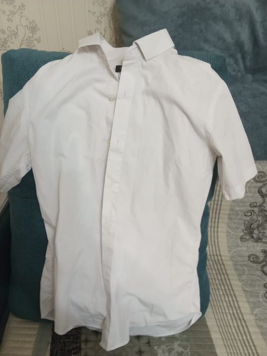 Продам рубашки подростковые