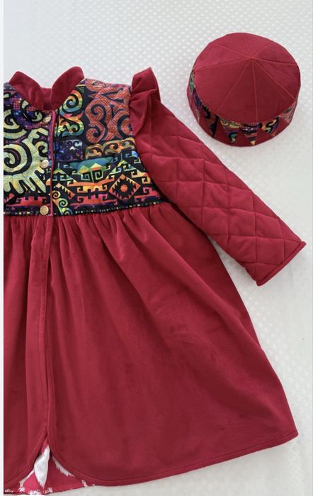 Шапан такиясымен бирге