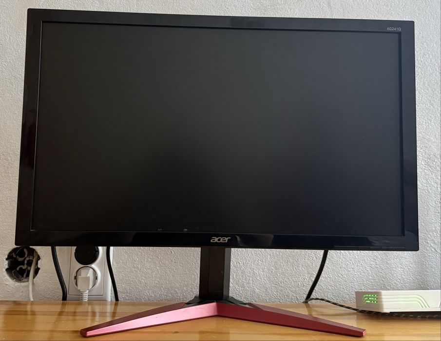 Геймърски компютър + 144Hz монитор - готов за ползване