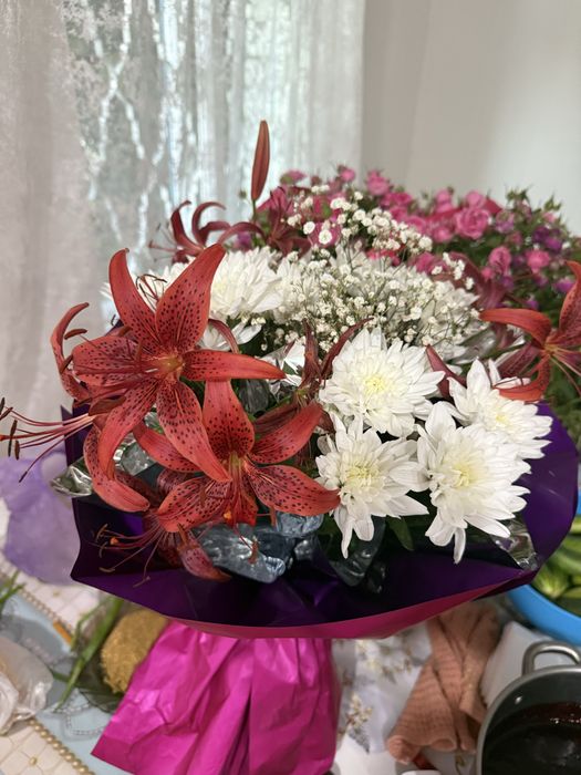 Продам букеты цветов