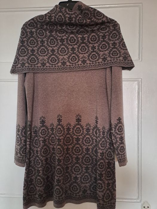 Продаются женские вещи