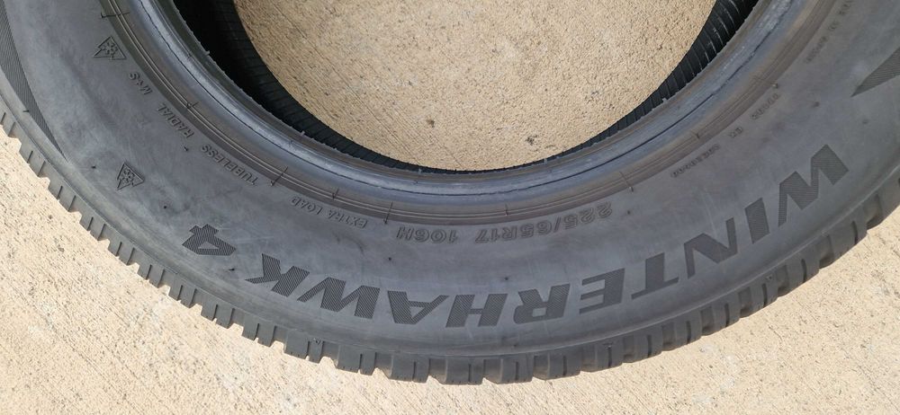 Зимни гуми 225/65 R17 FIRESTONE WINTERHAWK 4