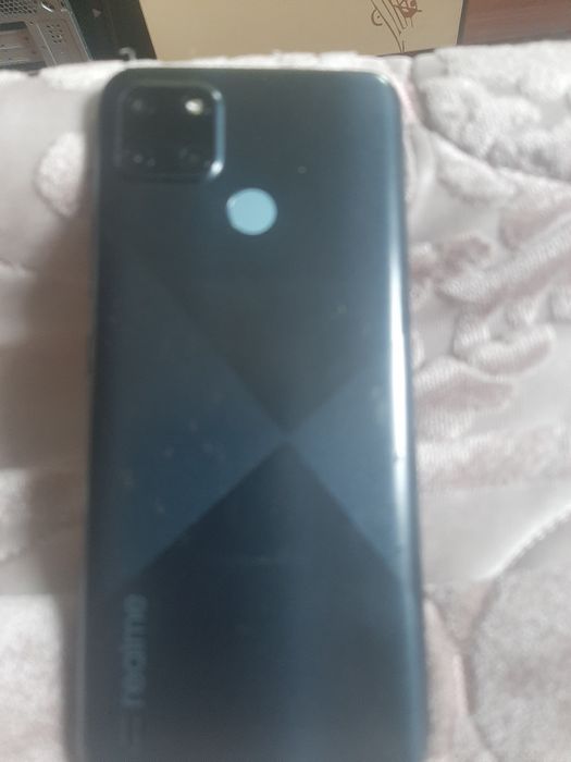 Продам Самсунг А50,,Realmec21Y