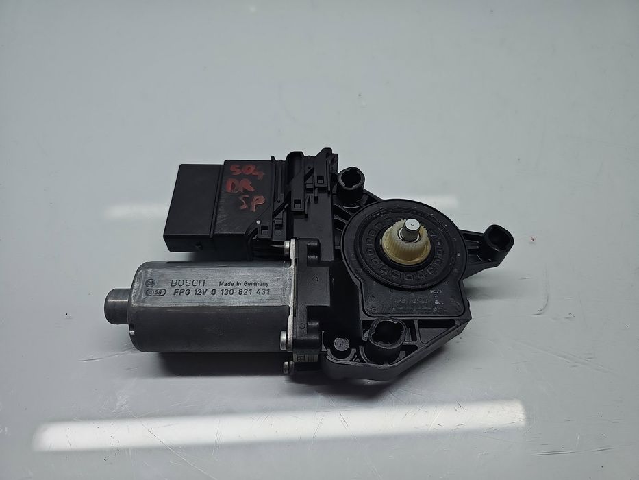 Motoras geam dreapta spate Volkswagen Golf 6 (5K1) [Fabr 2009-2013] 5K