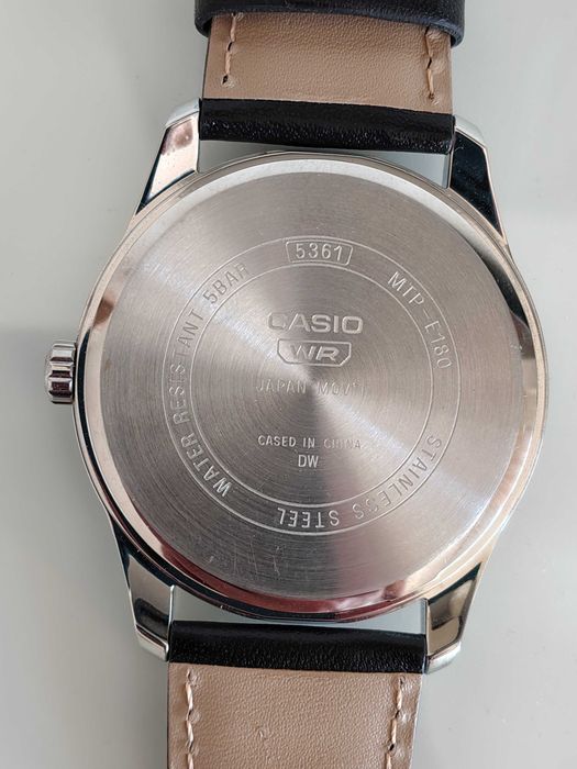 Часовник Casio MTP-E180L-2 AVEF
