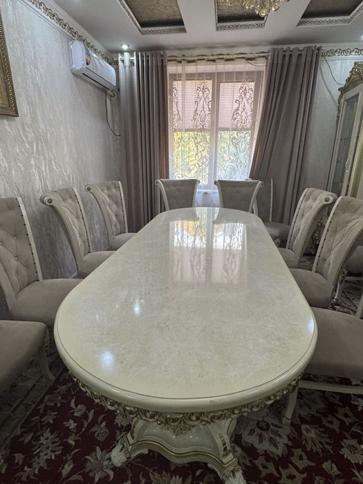 Продается стулья хорошие добротные 12 шт