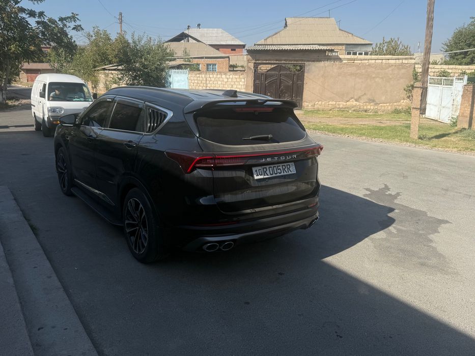 Jetour x 70 plyus