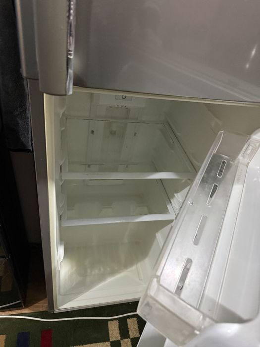 Холодильник LG ideal ishlashida muammo yoq