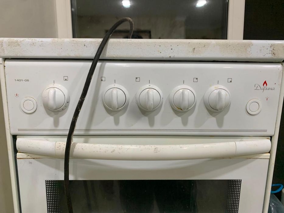 Продам газ плиту