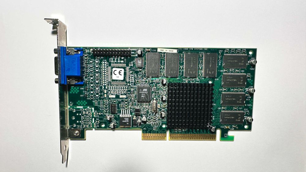 Placa video AGP Voodoo 3 2000 16MB