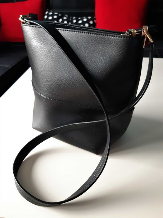 Кожена чанта H&M