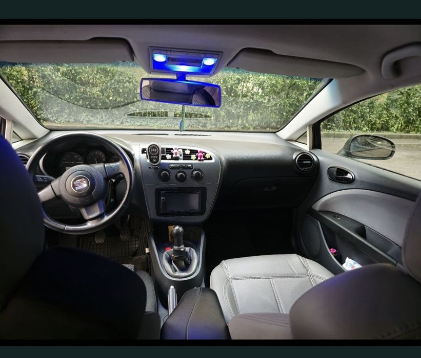 SEAT LEON-1.6 benzina